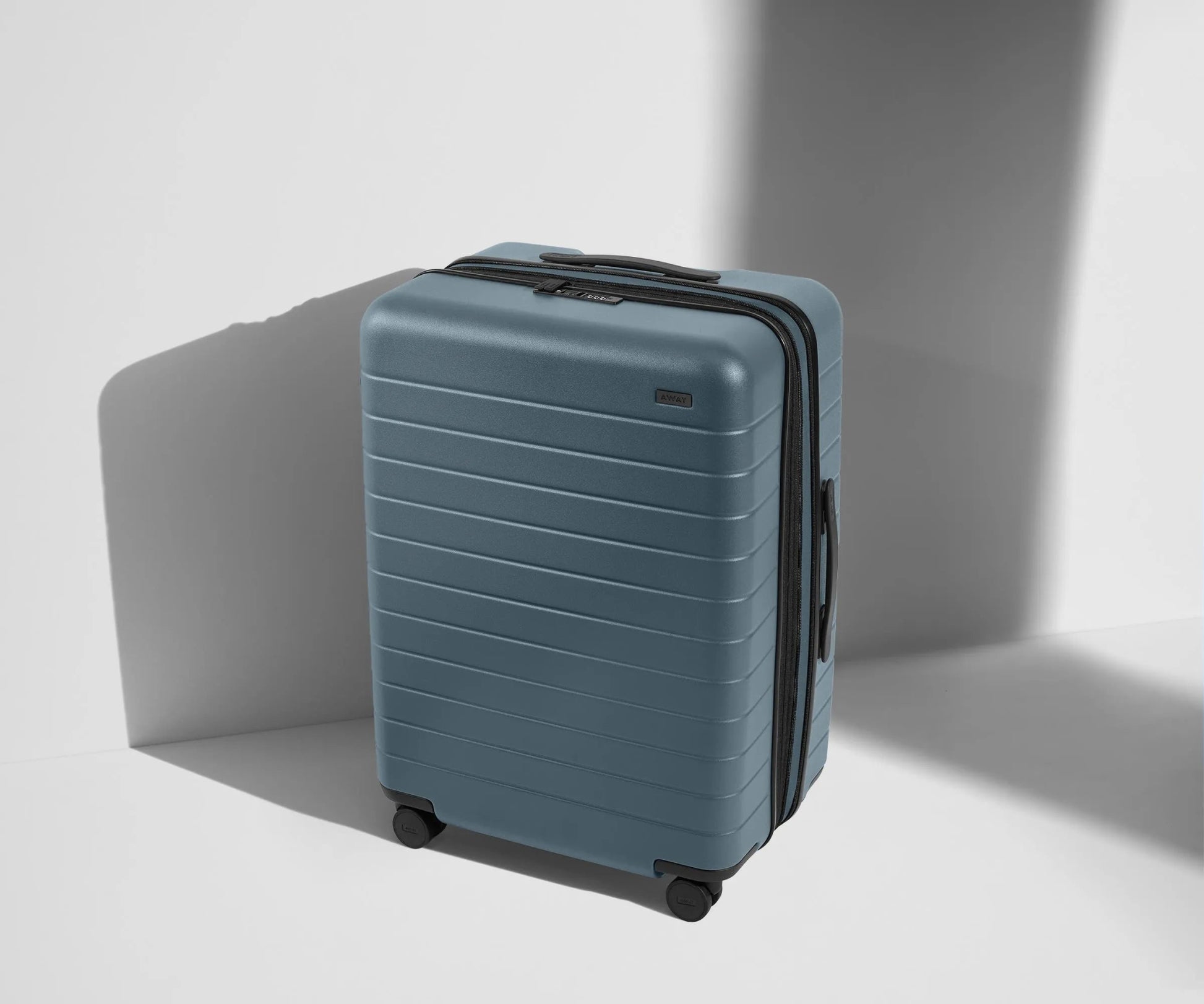 The Medium Flex スーツケース - HAPIVERI